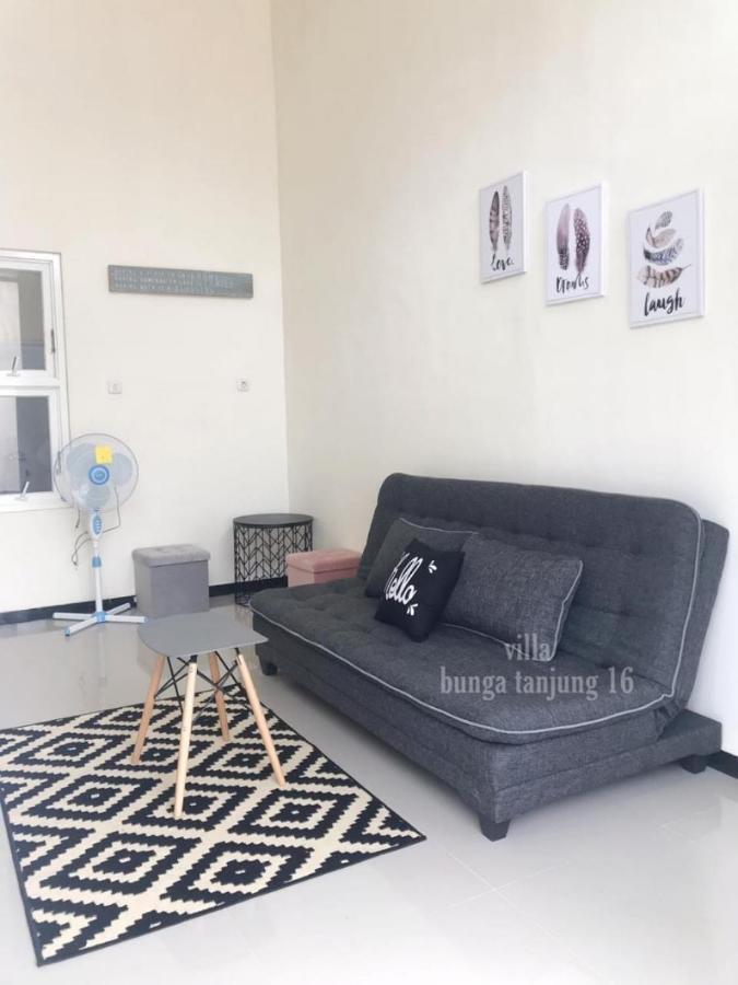 Villa Syariah Bunga Tanjung 16 Бату Экстерьер фото